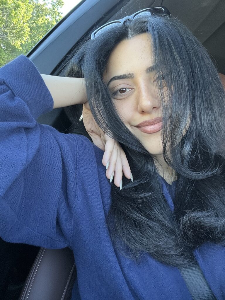 Anais Amin Image Gallery
